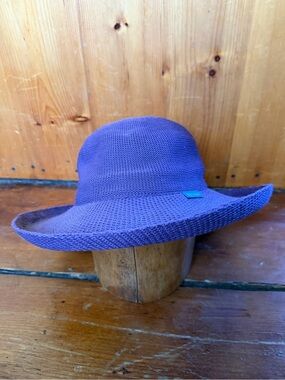 Wallaroo Hat Company Victoria Sun Packable purple